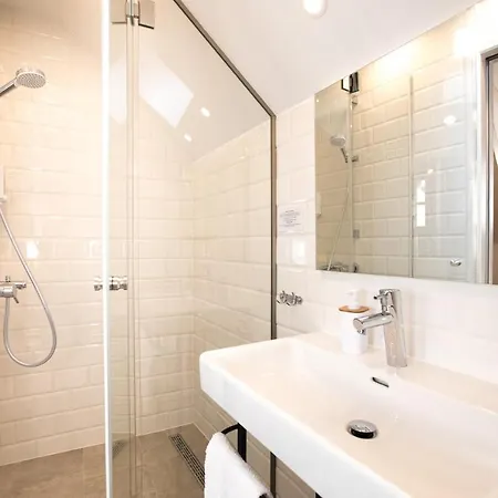 Guest house Four Winds Iv