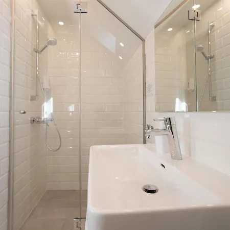 Guest house Four Winds Iv 4*